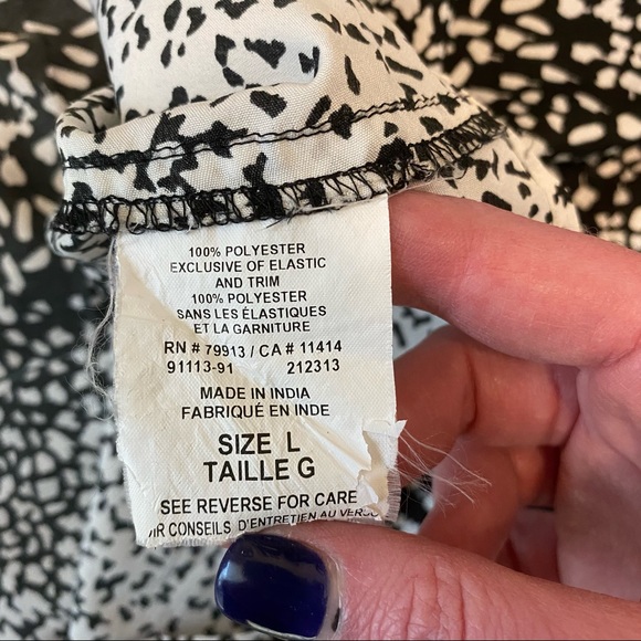 Motherhood Maternity Spotted Pattern Gradient Dress - Picture 10 of 11